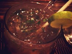 iphone_upload_pic-Ruen Urai