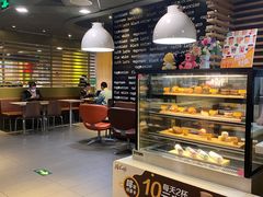 面包甜点陈列柜-麦当劳(西单明珠店)