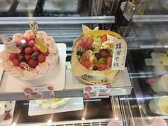-花花卷卷·鲜食蛋糕(静安久光百货店)