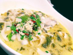 -河畔春天时尚餐厅