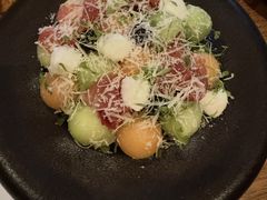 -半吨 Halfton&Friends(车公庙店)
