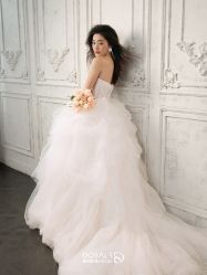 -都市丽人婚纱摄影