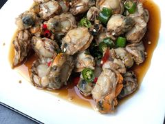 -臻鲜燕海鲜融合餐厅(金陵style店)