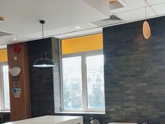 -麦当劳(杨林得来速店)