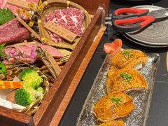 -山川小町·极番烧肉(新地假日广场店)