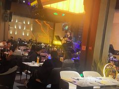 -洛缦音乐餐厅(工业展览馆万象城店)