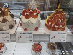 -花花卷卷·鲜食蛋糕(静安久光百货店)