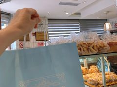面包甜点陈列柜-老大昌(淮海中路店)