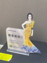 -More摩尔医美の注射线雕光电中心