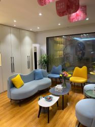 -苗苗清肤皮肤护理中心