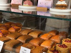 -VERIE BAKEHOUSE