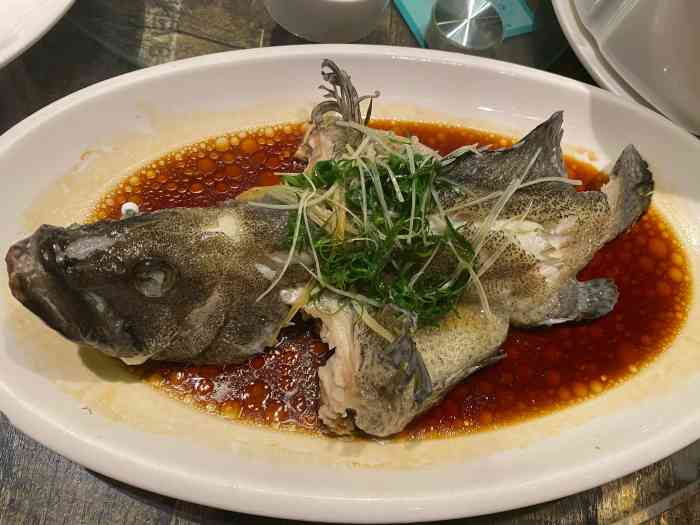 海世船说-"楼下是海鲜批发市场,先买海鲜然后去楼上加.