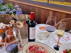 -MONICH牛排融合餐厅(和义大道购物中心店)