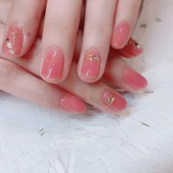 -济南花里美甲美睫