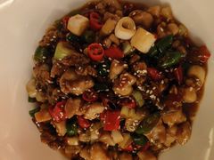 -艳阳天·非遗楚菜(武汉客厅店)