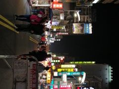 -六合夜市