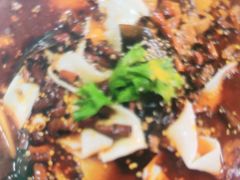 -晓彭肥肠鸡·泡椒鸡火锅(水木天地店)