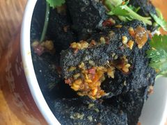 黑色经典臭豆腐-黑色经典臭豆腐·湖南特产(坡子街店)