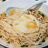 大快朵颐烤鸭时