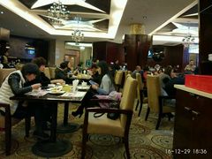 -荣誉国际酒店-海鲜自助餐厅(迎宾大道店)