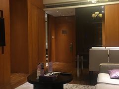 -深圳皇庭V酒店