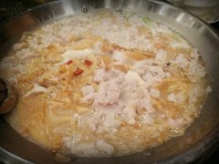 -老来福·非遗酸汤兔(凯旋路店)