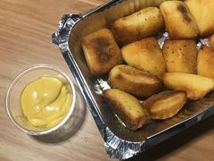 香蒜松软方方包-达美乐比萨(东新路店)