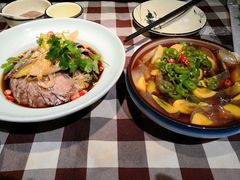 -六福烧烤酒馆(秦隆步行街店)