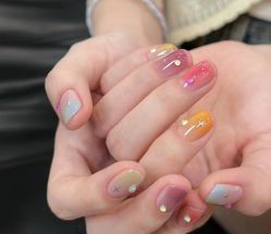 -进巍美甲美睫