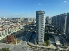 -上海虹桥西郊假日酒店