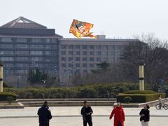 -汇泉广场