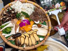 -土连锅·现熬养生汤锅(梁家巷店)