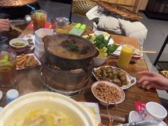 -阿润打边炉·鲜切鸡煲(华漕店)