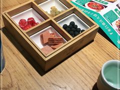 -九锅一堂酸菜鱼(万达广场店)