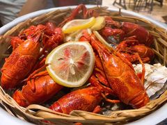 -龙虾风暴(松江店)