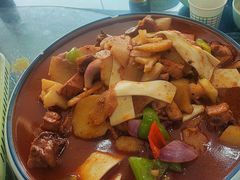 -撒拉人家.酸菜牦牛肉火锅