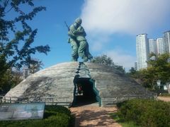 -韩国战争纪念馆