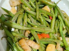 白灼生态蔬-九道菜有鸡鱼头(石鼓路店)