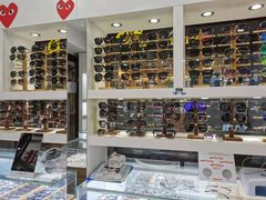 -广州宝岛眼镜武汉和光眼镜市场西区店
