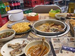 -顶上头·螺蛳火锅(五一新村店)