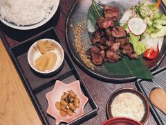 岩烧雪花牛肉定食-味太助·银饭食堂(中华城店)