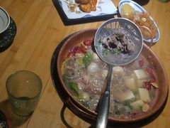 -洱火云南酸菜牛肉火锅(石景山当代商城店)