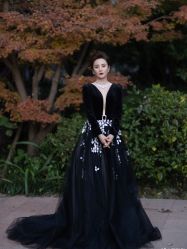 -GRACE KELLY婚纱与礼服(天津店)