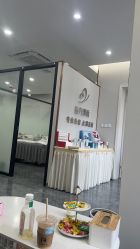 -苗方清颜专业祛痘·皮肤管理
