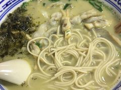 -明呈黄鱼面馆(斜土路店)
