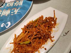 酸笋炒牛肉-漓江又一軒·广西菜·桂林米粉(梅林店)