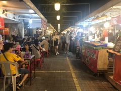 -席娜卡琳火车铁道夜市