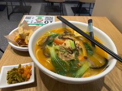 -蒙自源米线大王(花园城商场店)