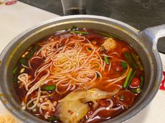 -铁锅哥米线