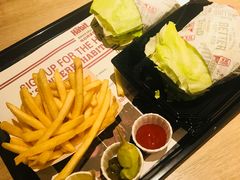-The Habit Burger Grill 哈比特汉堡(复兴soho店)